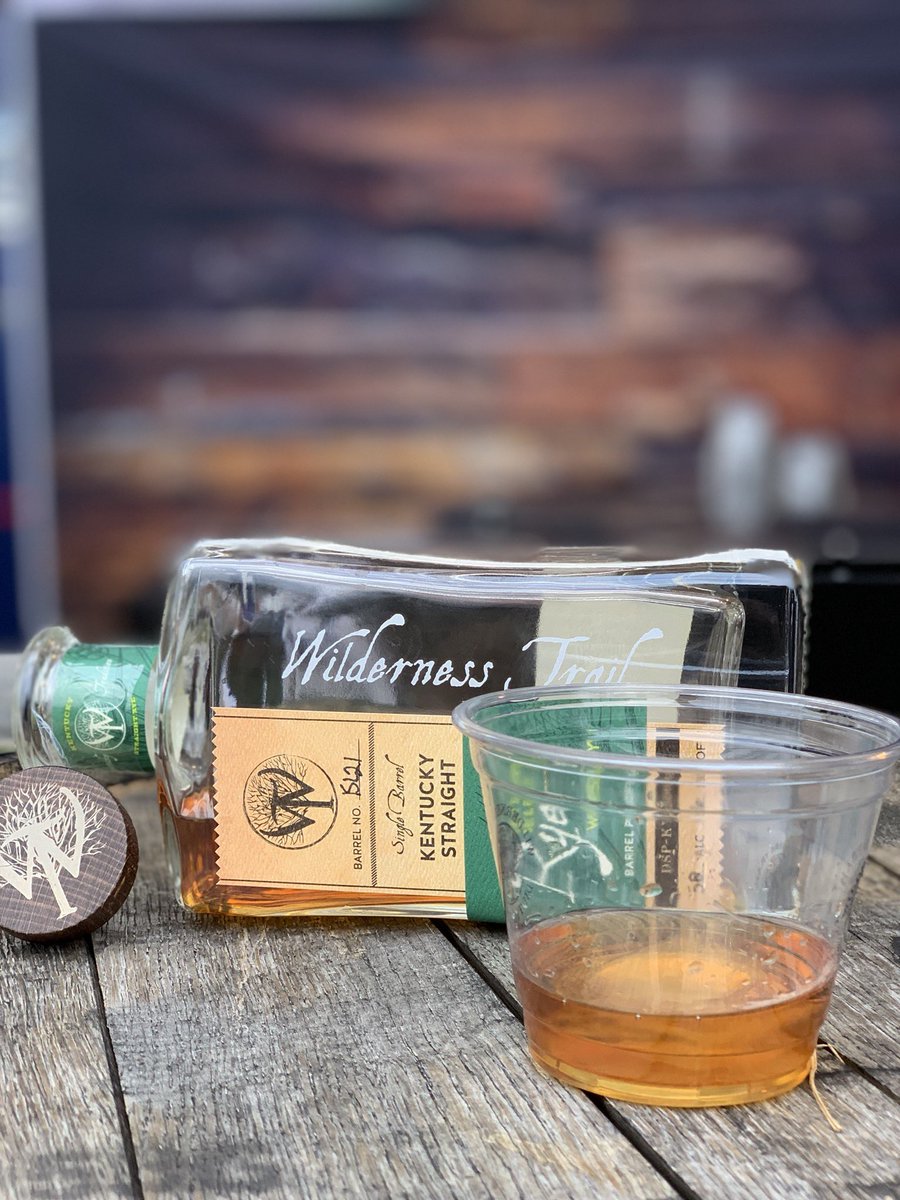 kybourbontrail's tweet photo. Great night for some whiskey and BBQ at @WTDistillery #kybbq https://t.co/cXYXPY2YOh