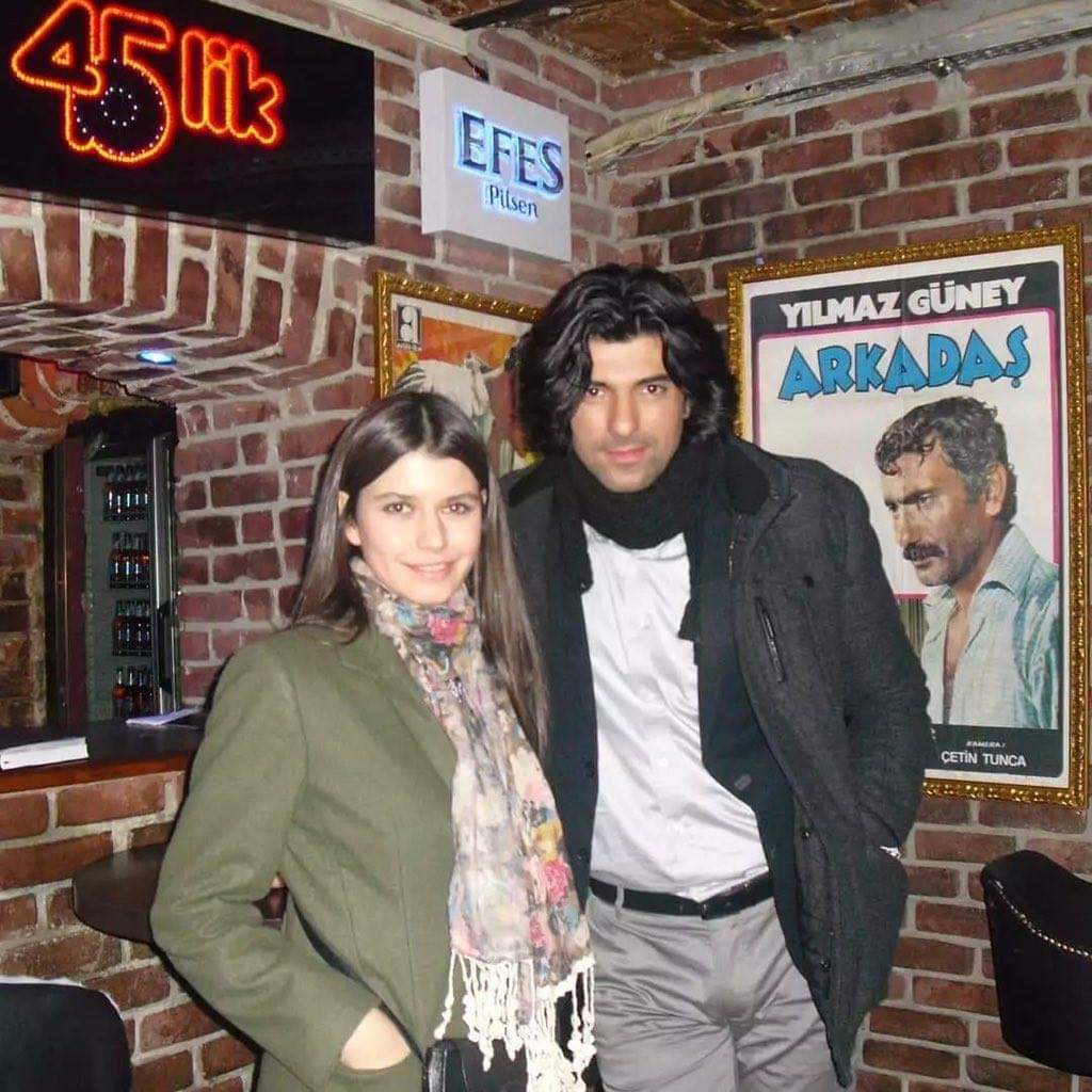 EnginAkyurekUY's tweet photo. #EnginAkyürek #EnginAkyurek  #kerimilgaz #fatmagul #fatmagulilgaz #fatmagulkerim #fatmagulketenci #FatmagulunSucuNe #FatmagülünSuçuNe #FatmagulAzteca #FinalDeFatmagul #berengin #berensaat https://t.co/3mgOnRnUWd