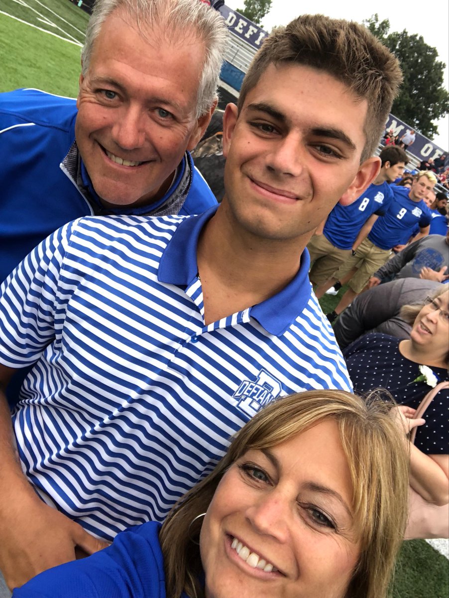 vandyannie's tweet photo. Fall Sports Senior parent night with Jack Vandy ❤️ https://t.co/6ce5agndL7