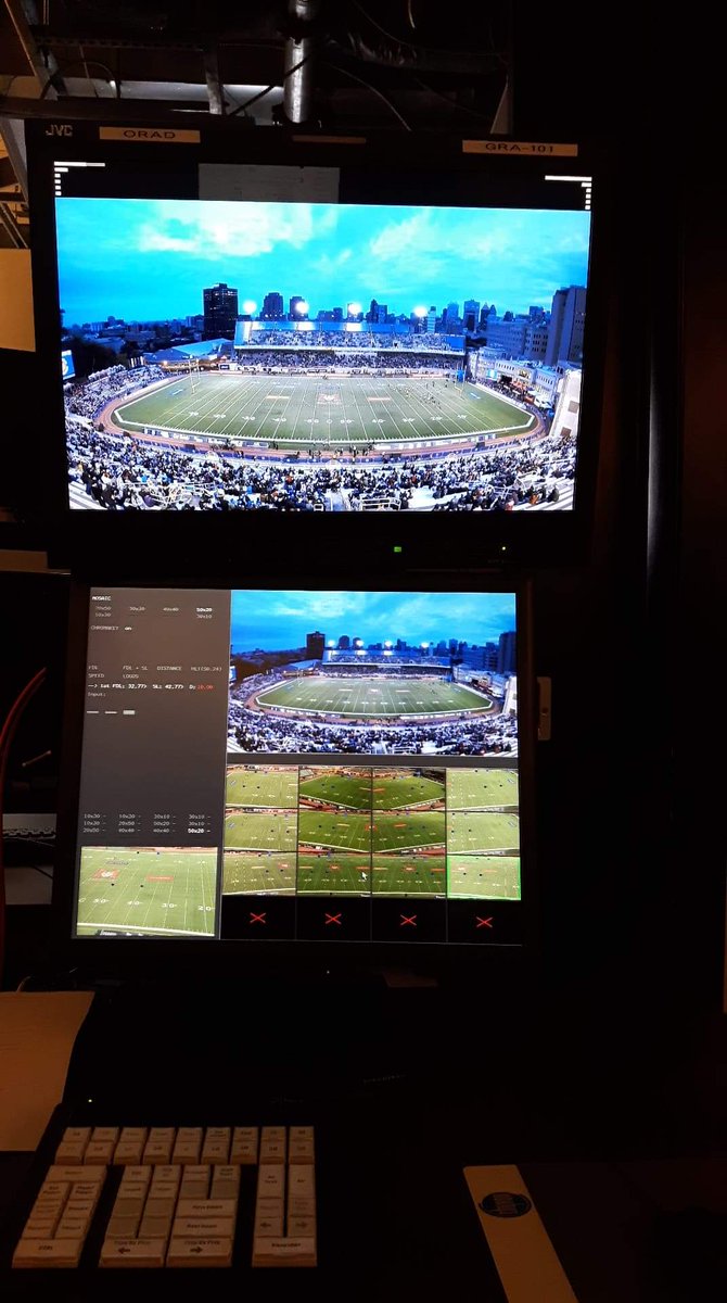 JeyPackSport's tweet photo. Le match des @MTLAlouettes à @RDSca !
C'est moi qui fais les lignes de 1er essai 🙋♂️🏈 https://t.co/dJJLtioYpG