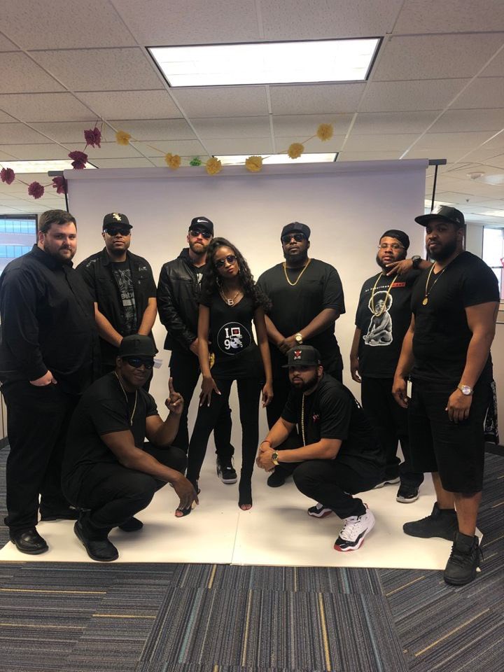Team Harrison TMs and MI60s #TheMovement so much sauce in these pics!!! <a href="/Mike_Harrison3/">Mike Harrison</a> <a href="/anthonyetuggle/">Anthony E. Tuggle</a> @Brandy_Harvill <a href="/TeamJacksonatt/">David Jackson</a> <a href="/MoneyMOD_DMDRTx/">Delvin Modica</a> @Greg_Rodgers19 @Greg_Rodgers19 <a href="/EnriqueW418/">Chris Walker</a> <a href="/BurksTitus2/">BurksTitus</a> <a href="/Britt_Miller007/">BrittneyMiller_At&t</a>