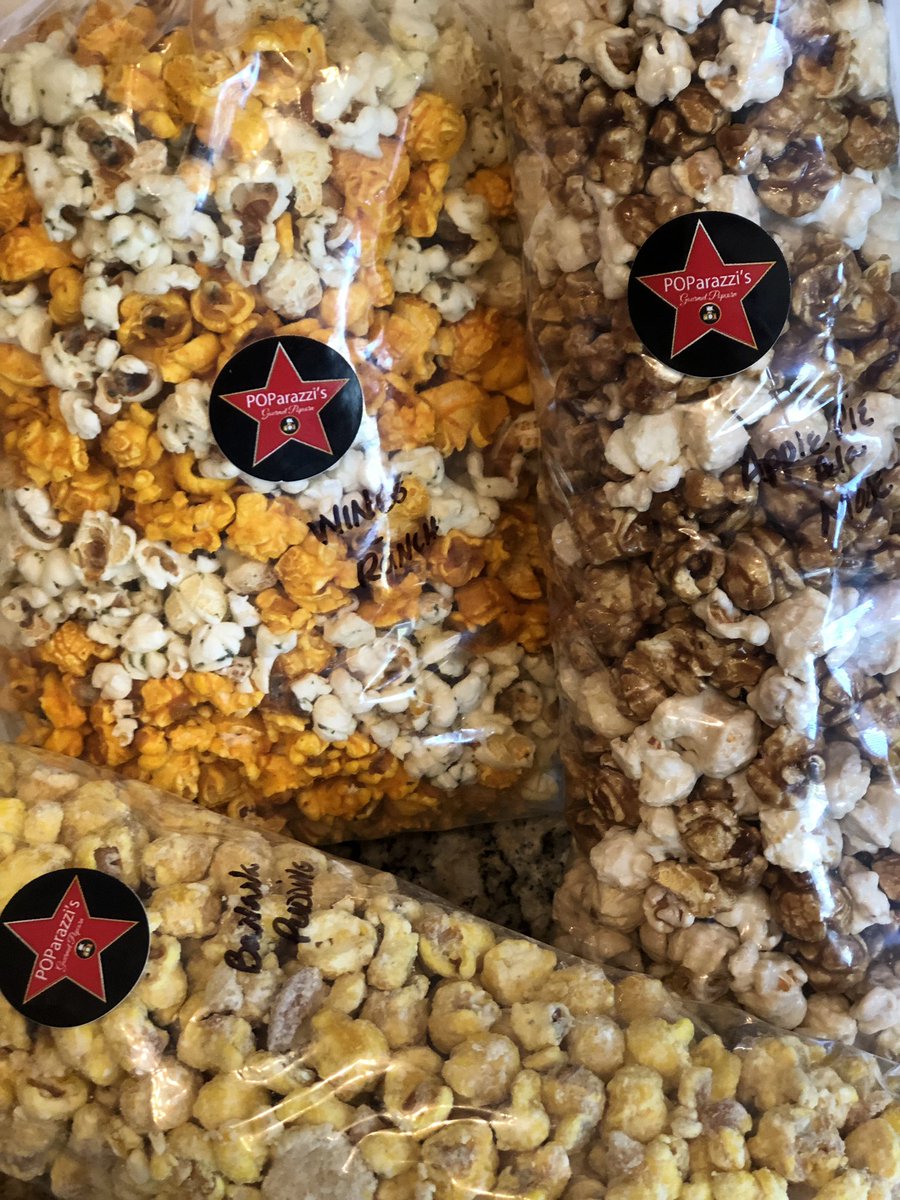 ABuckeyeAtHeart's tweet photo. Sometimes you just need a little @poparazzispop in your life! Seriously these flavors 🍿!! Wings&amp;Ranch, Apple 🥧 Pie A la mode, Banana Pudding &amp; for my purists cheddar &amp; movie style popcorn. #snacktime is on!! #FridayFunday #gourmetpopcorn #funsnacks #supportlocalbusiness https://t.co/3SuL6cjmWd
