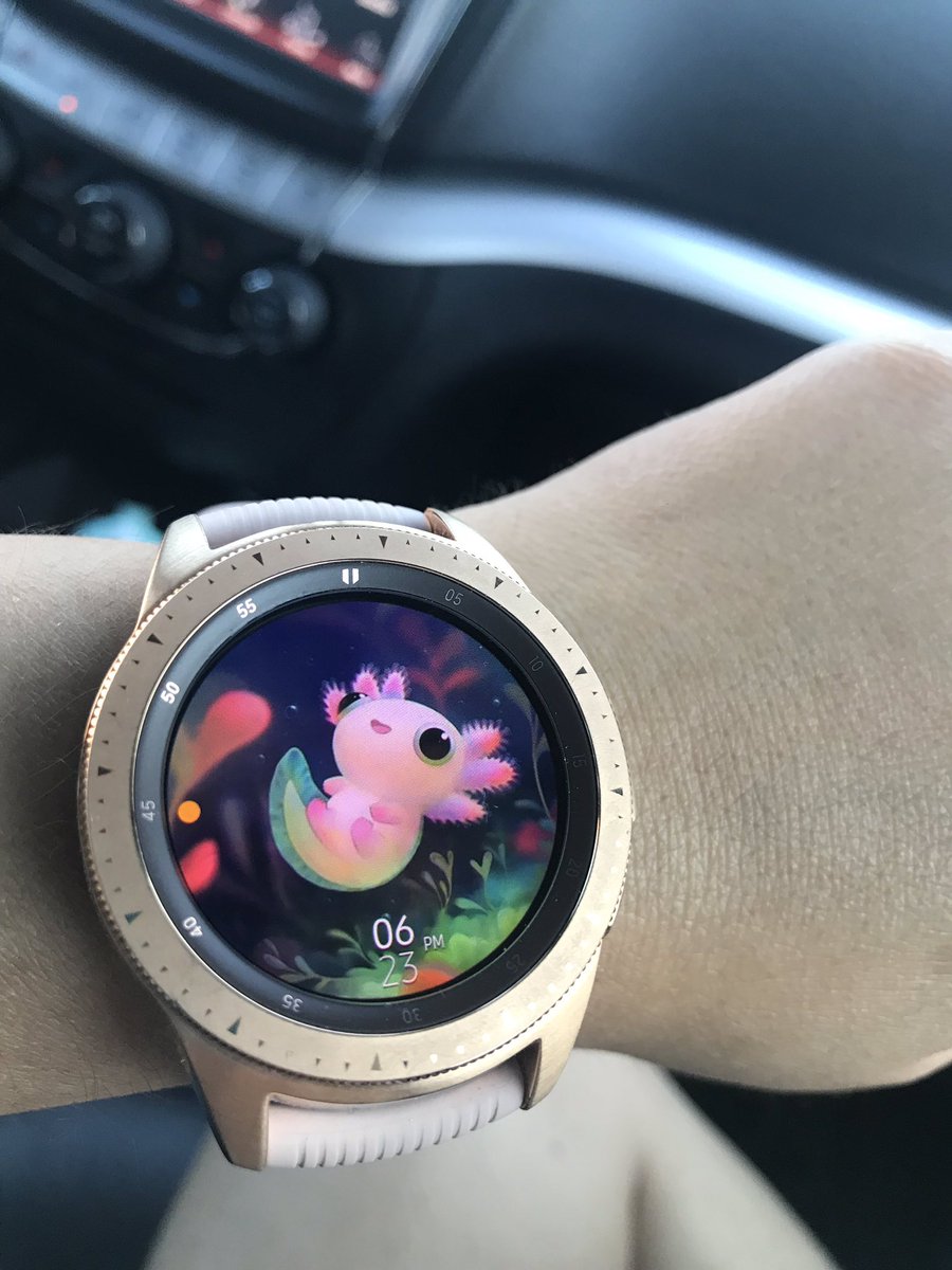 deevelop's tweet image. This little guy makes me smile.