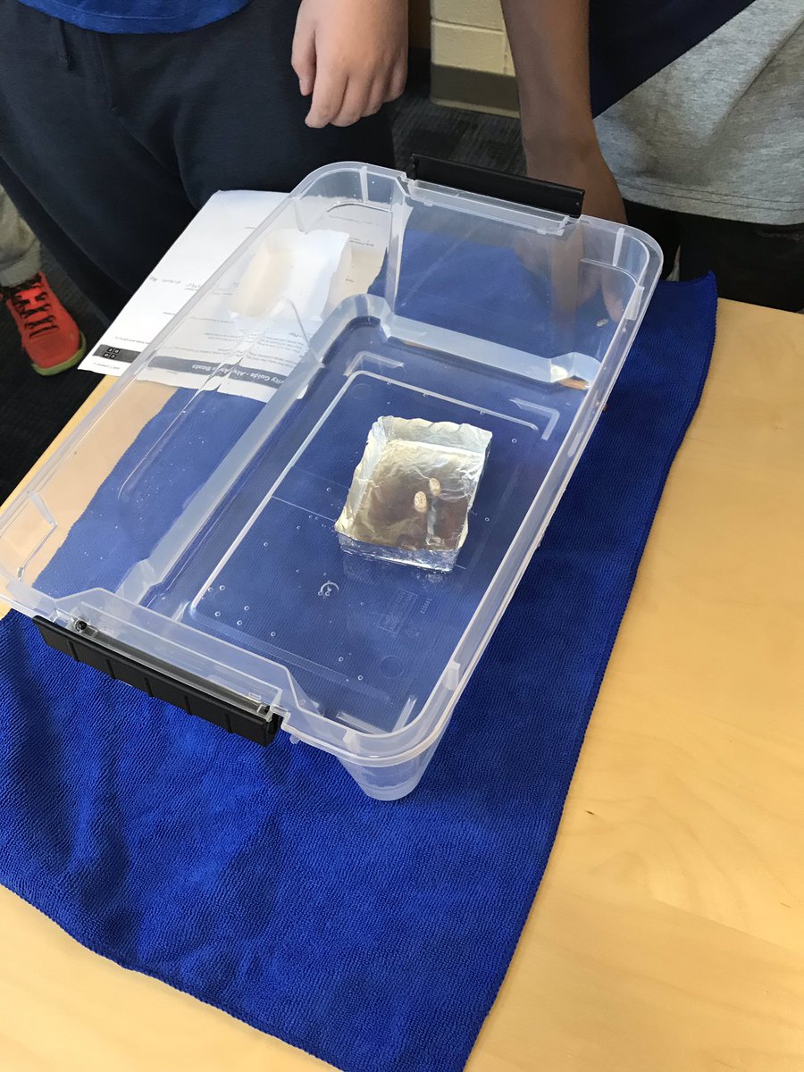 mrmLincolnMS's tweet image. Aluminum foil boats in Computer Science?  Absolutely!!  Building community and learning the problem solving process.
@TeachCode @GoSplitters  #MiCoding #MiSTEM #splitternationcodes