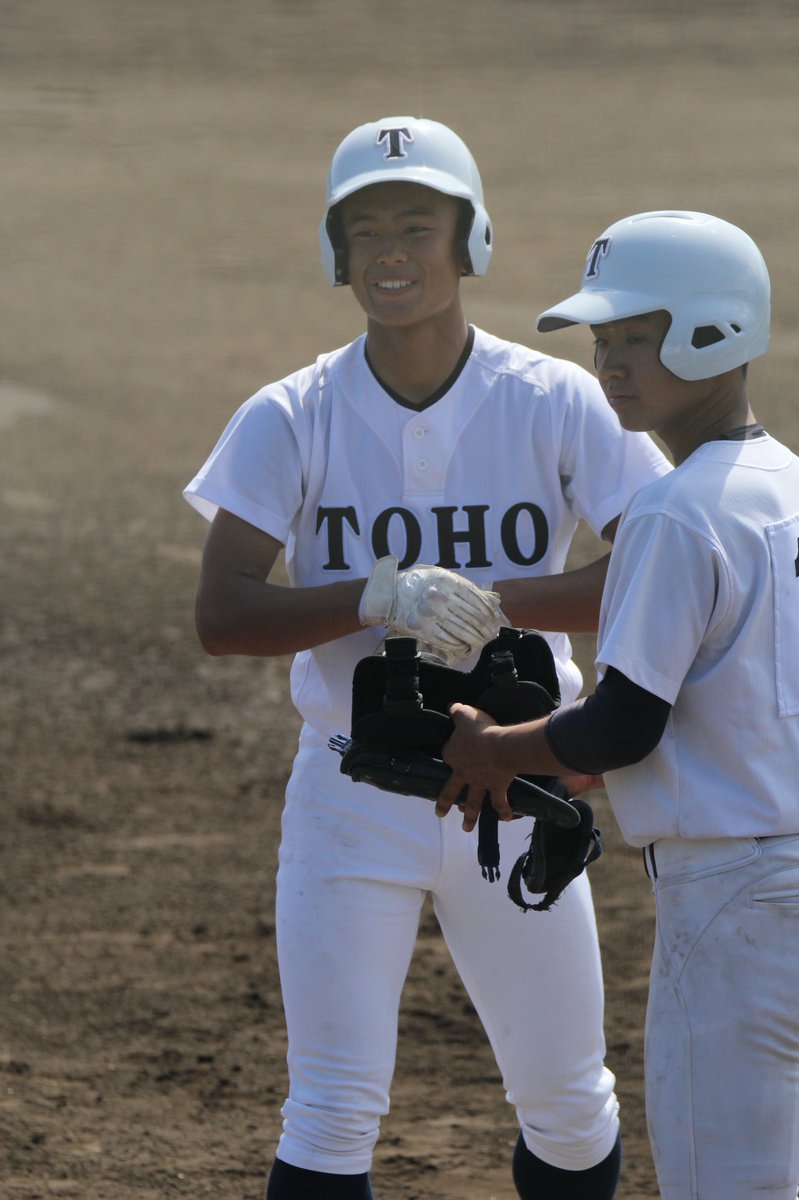 𝐓𝐎𝐇𝐎太郎 V Twitter 東邦vs小牧 1回裏 一死2塁から3番吉納翼くん 名古屋富士ボーイズ の高校通算22本目の先制ツーラン そして 5番鈴木唯斗くん Sasuke名古屋ヤング の中前で追加点東邦高校1回裏3点先制 𝐓𝐎𝐇𝐎太郎 V Twitter 東邦vs小牧 1回裏 一死2塁から3番吉納翼くん 名古屋富士ボーイズ の高校通算22本目の先制ツーラン そして 5番鈴木唯斗くん Sasuke名古屋ヤング の中前で追加点東邦高校1回裏3点先制