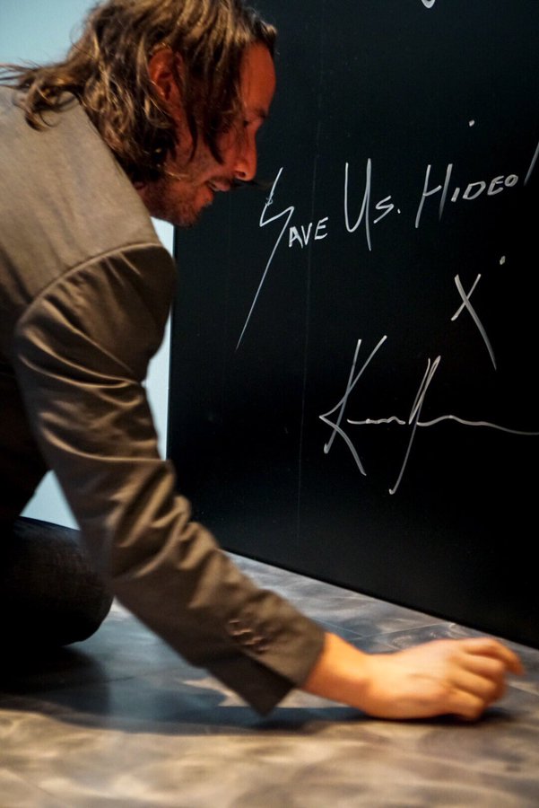 ED16Zl_UEAUPMls?format=jpg&name=medium