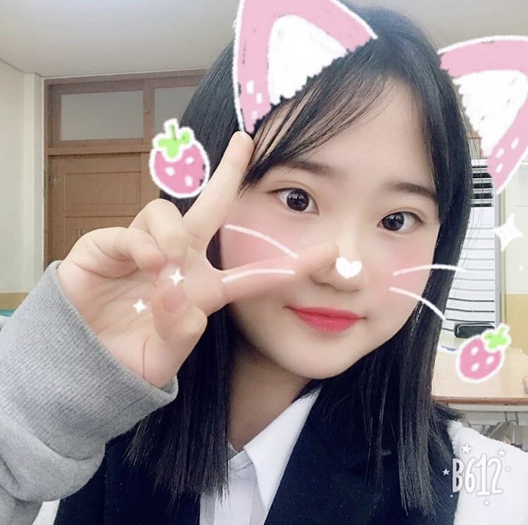 innas_twt's tweet photo. #아미트친소 #아미트친소̆̈ #RT
 노래 부르는 거 좋아하고 막내🐰0.0901 더 파는 이나랑 트친하쟈😘

🦋진입장벽 1도 없음..!!🐰
🦋앑만 빠르게 잡고 앑맘은 직멘 숑숑👍
🦋트친분들 인알 사랑해요😭🌹
🦋 +오프에서 만나면 선물 마니 줌 https://t.co/oRhXJlto3c