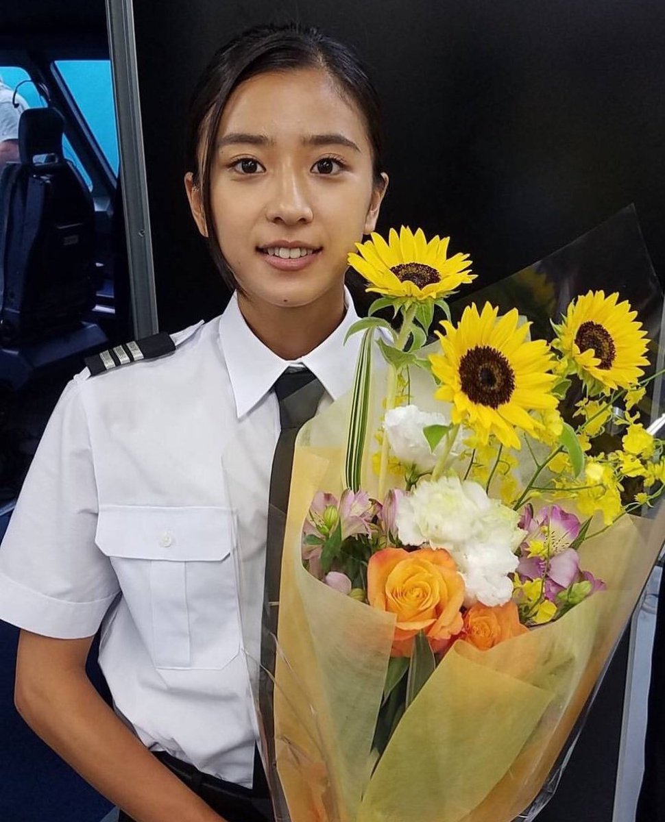 FhcOXGMRHMIONVa's tweet photo. 最強にかわいい😍😍😍
#黒島結菜 https://t.co/kpnypo3uwX