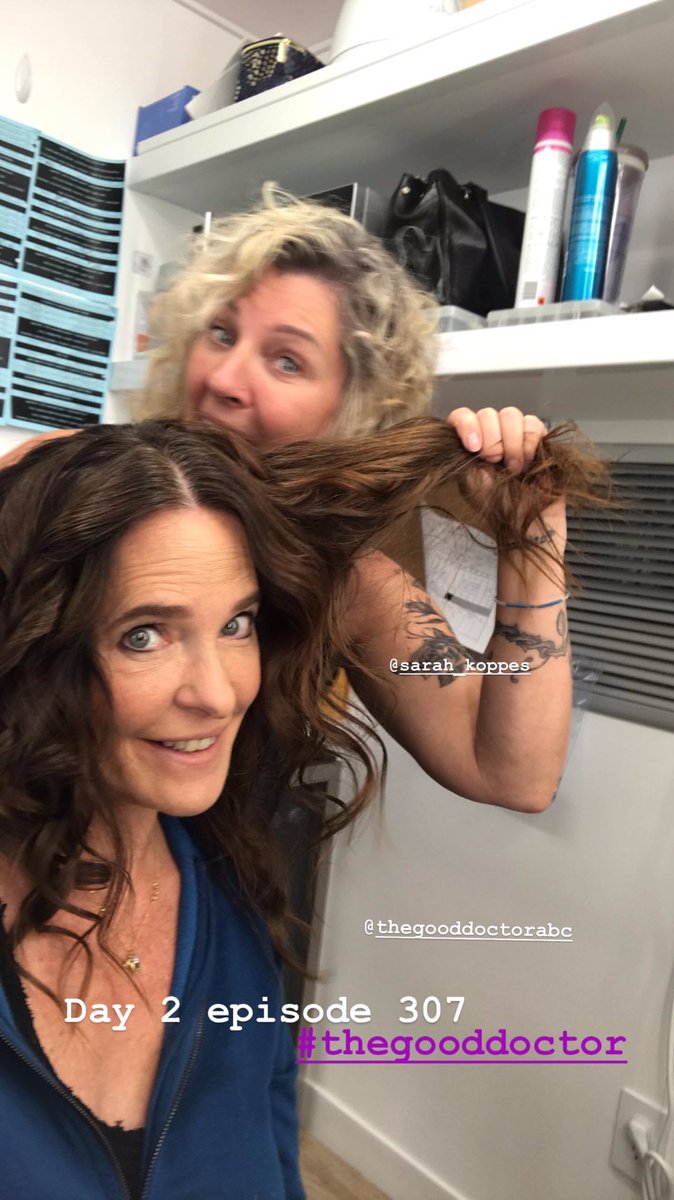 GoodDoctorK_S's tweet photo. The fab @thesheilakelley is on #Day2 of #ep307 👉 #BridgeStudios. 👇with #BTS @rikakoppes #HOD 💇♀️💇♂️. Sheila, 💙 your hair with some curl, so pretty. 💯🙌 job Sarah, ♥️ #TheGoodDoctor @SPTV @GoodDoctorABC @shawnblp
@danieldaekim @shorez @SLfrom @todavidkim #TGDscouts Sυҽ🧩 https://t.co/ixcumeK4ZB