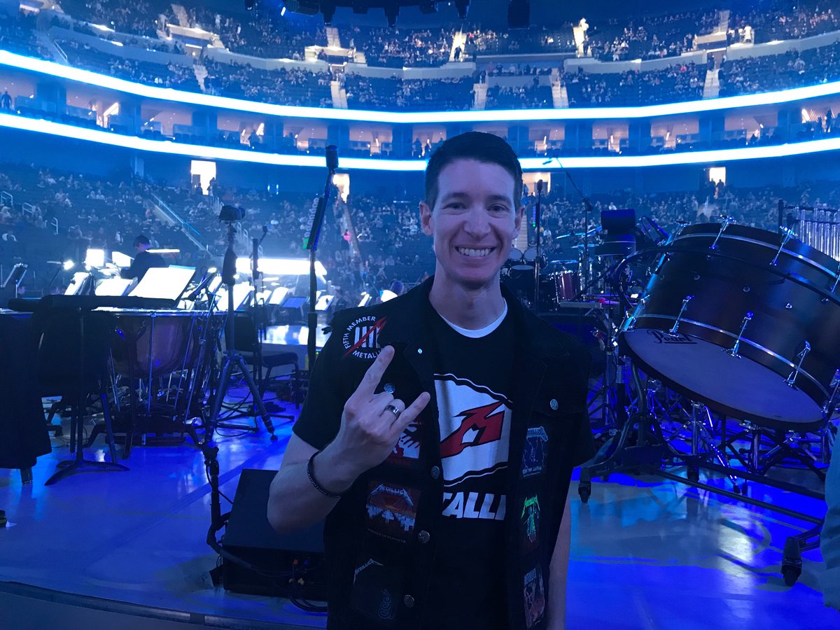 ZachMark12's tweet photo. Front row!! ⁦@Metallica⁩ ⁦@SFSymphony⁩ ⁦@ChaseCenter⁩ #Show45 #SandM2 https://t.co/3PLuuupCco
