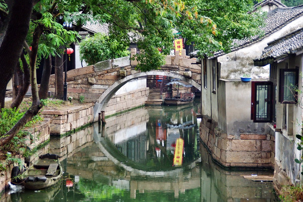 CenturyCruises's tweet photo. #DidYouKnow: Of the 50 gardens in Suzhou that survived from the original 200 dating back to the 11th century, nine are deemed so extraordinary to have been granted #UNESCO World Heritage Site status. 

china travel #Suzhou https://t.co/lltHsXVJc6