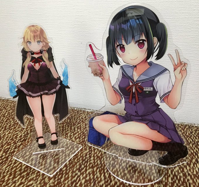 この2人も卓上にいますので見に来て下さいねー!築和崎でかい。 