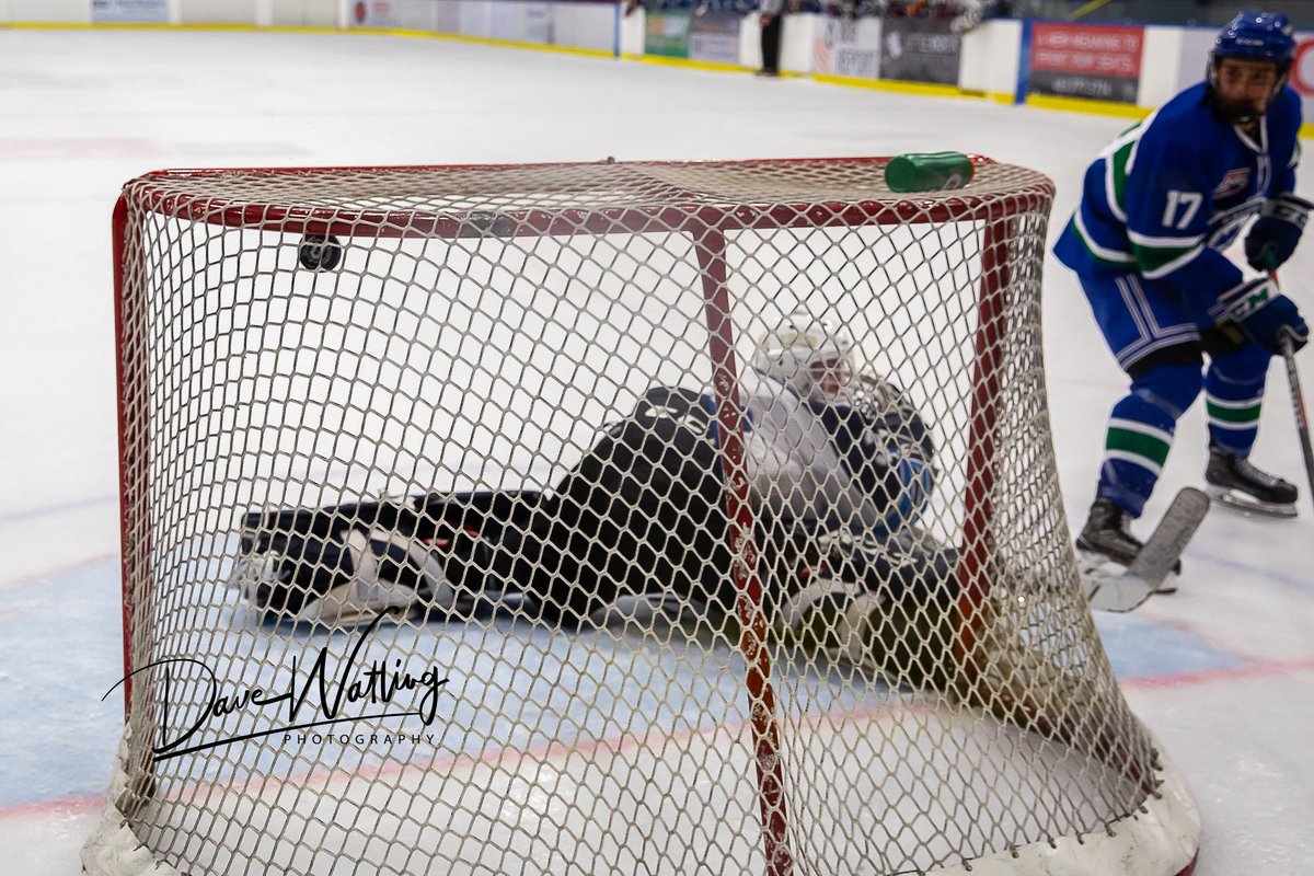 <a href="/Calgary_Canucks/">Calgary Canucks</a> take the win!!!  A close game with <a href="/canmoreeagles/">Canmore Eagles</a> tying it up late in the game. OT settles nothing But Dylan Clark and Carter Anderson scoring in the shootout and Sam Philpott making both saves give the Canucks the Win!!!
<a href="/TheAJHL/">TheAJHL</a>  #GoNucks #Twicethepassion