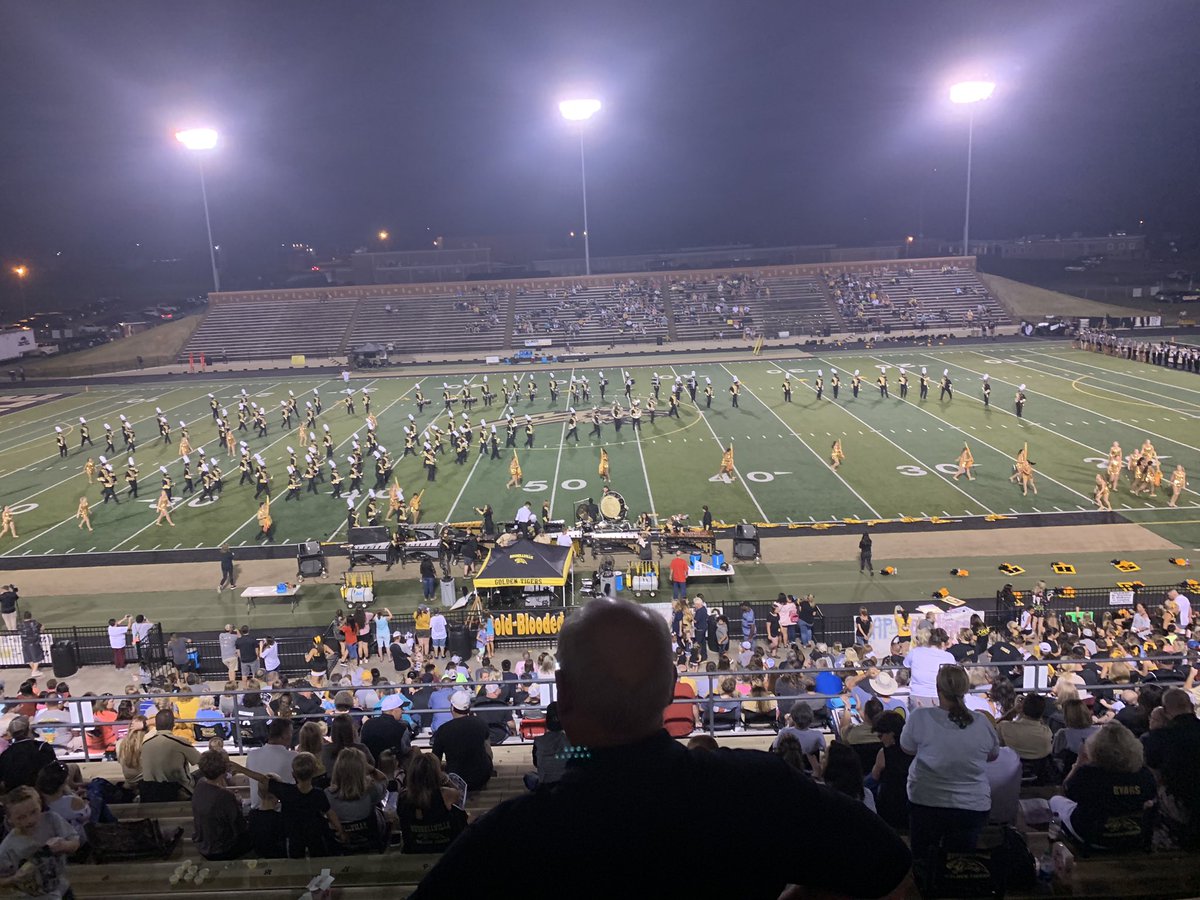 It was a Great night to be a Golden Tiger!!! Amazing performances by our @RHcheerleaders, @RHS_Marching100, & @RussellvilleFB