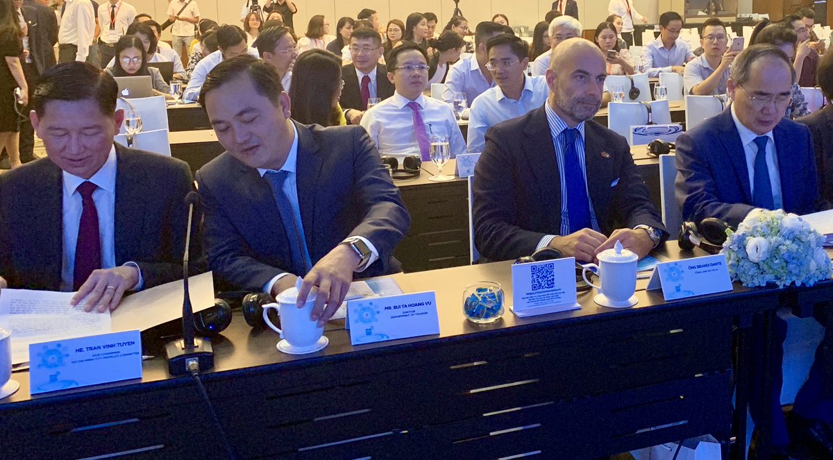 dante_brandi's tweet photo. Taking smart tourism seriously. Full-house and many Italian speakers at the Int.l Conference on Smart Tourism in #HCMC, with the City leadership. #Italy stands ready to support the city ambition to become a smart city and a smart destination
#infostructures https://t.co/Zv4DtszjYR