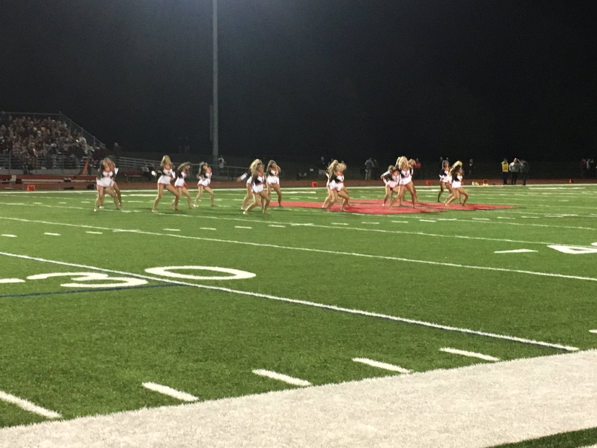 hhsboosterswi's tweet photo. Tonight’s game was an AMAZING event for our team, students, teachers, and community! Everyone brought their A game and made it a great experience for everyone #Togetherness #TheHighlanderWay homestead_mtsd mtschools Homestead411 HHSsports411 https://t.co/2Ytj8Ig3aU #mightyred