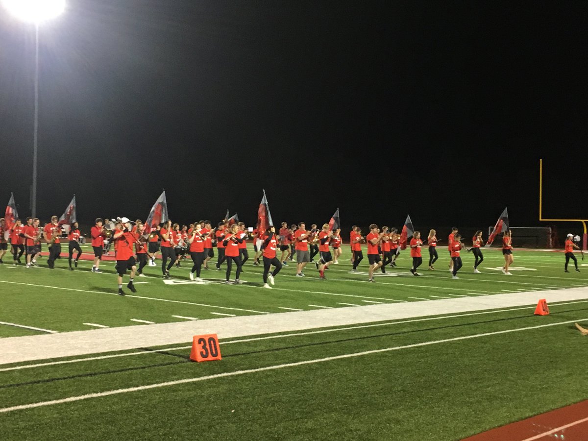 hhsboosterswi's tweet photo. Tonight’s game was an AMAZING event for our team, students, teachers, and community! Everyone brought their A game and made it a great experience for everyone #Togetherness #TheHighlanderWay homestead_mtsd mtschools Homestead411 HHSsports411 https://t.co/2Ytj8Ig3aU #mightyred