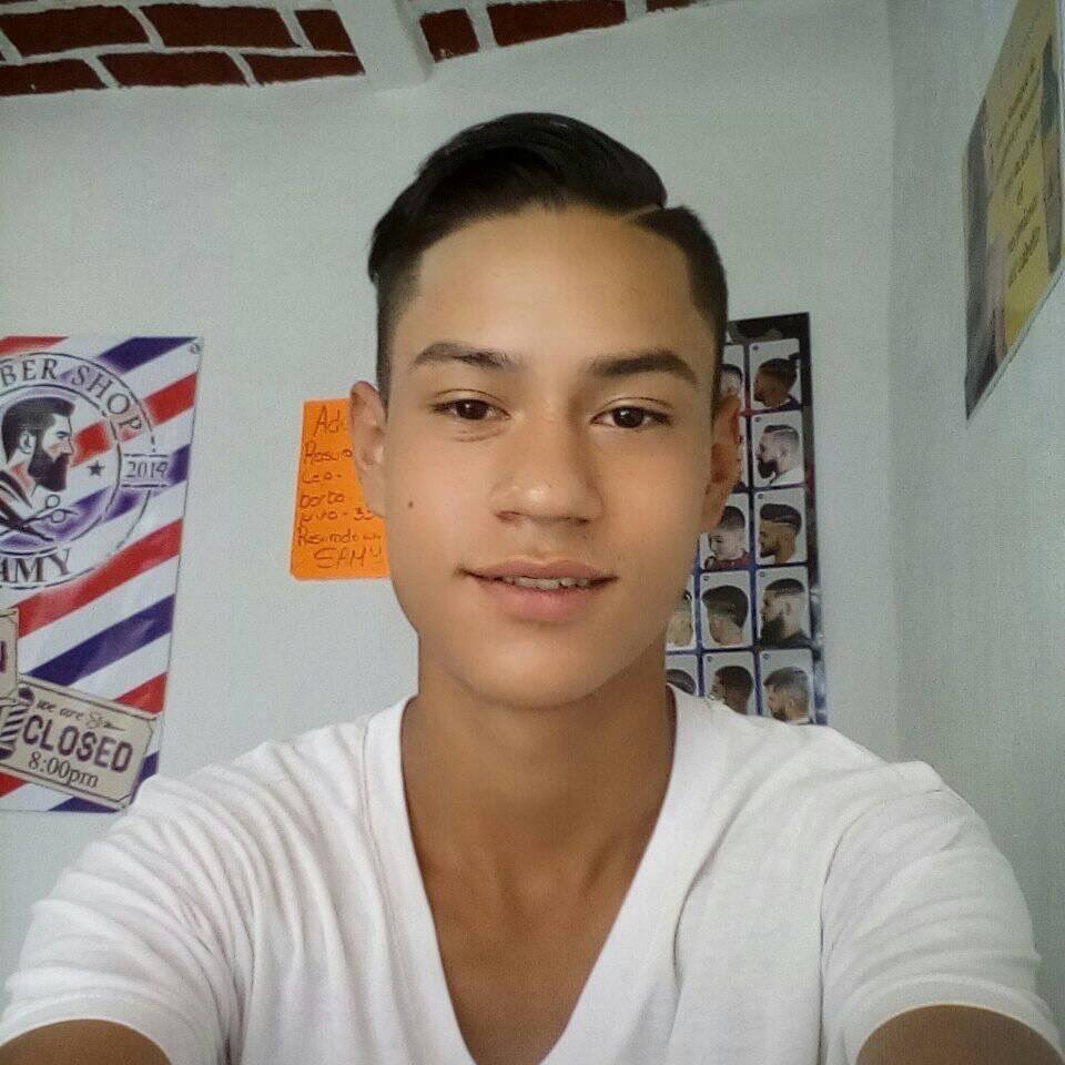 Quemados16's tweet photo. Otro morro hetero, que les parece? https://t.co/vllwp88d4f