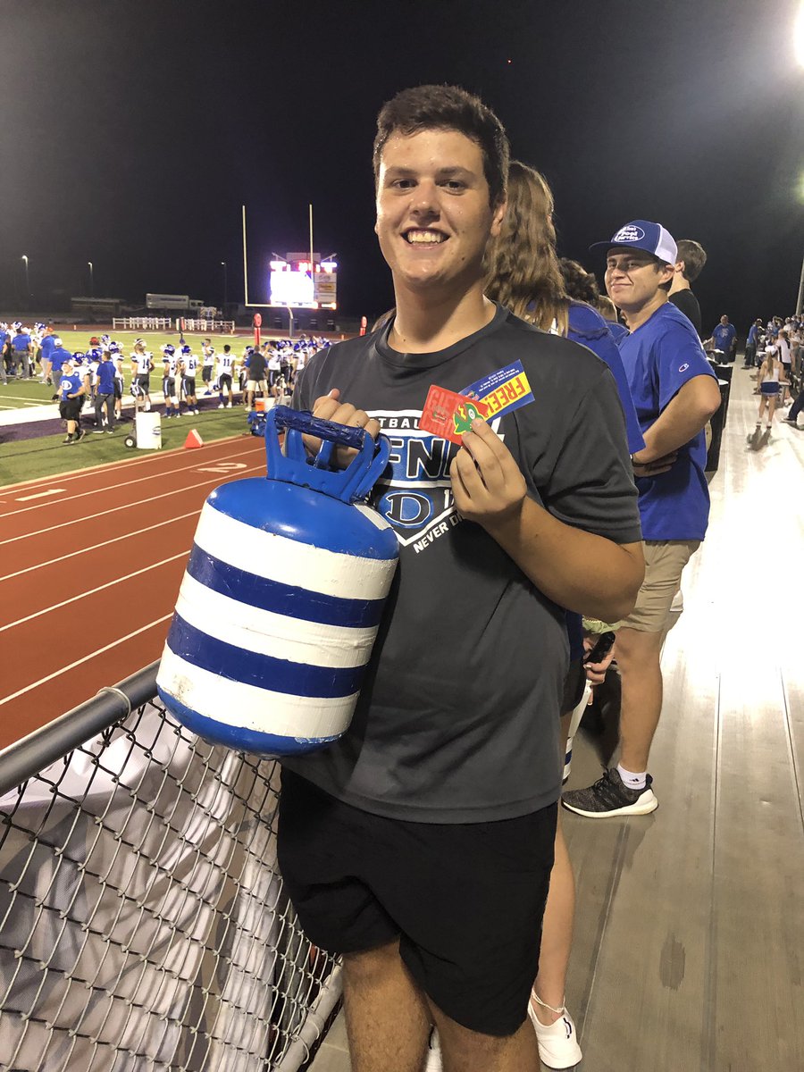 DHSbluecrew2019's tweet photo. Congrat Big J for being the most spirited tonight at the game against Alvarado! Big win! 2-0! https://t.co/pLmzAOq84K
