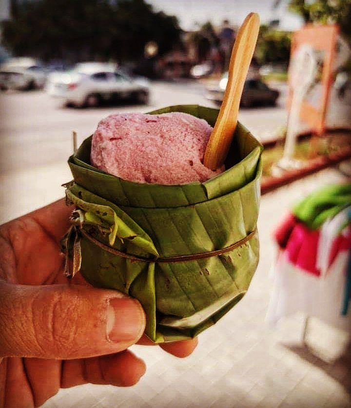 officialmadbro's tweet photo. One step at a time to save the environment..ice cream served in banana leaf with bamboo spoon...innovative and eco-friendly.
@officialmadbro @LeoDiCaprio @GordonRamsay #madbro #change #ecofriendly #mkr #food #social #viral #SaturdayThoughts #ProudIndian https://t.co/07S7owHMoa