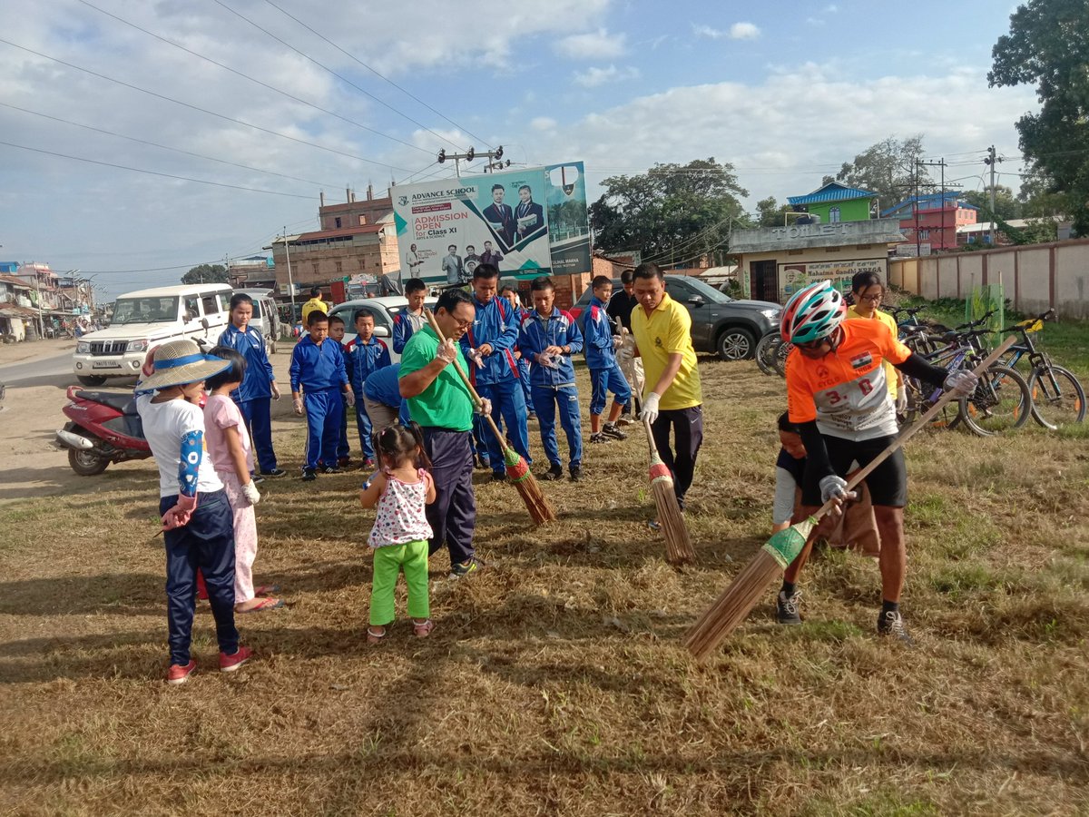 AkramuddinMd's tweet image. #Late_post It's such an honor 2 be invited 2 be the part of #GO_CLEAN for smtm at Imphal.#Cyclothon_3.0 #6000_kms #60_days #6_countries #India_Bangladesh_Myanmar_Thailand_Malaysia_Singapore #BnB #Awareness_Campaign #Right_2_Education #Women_Safety #Employment_4_Transgender