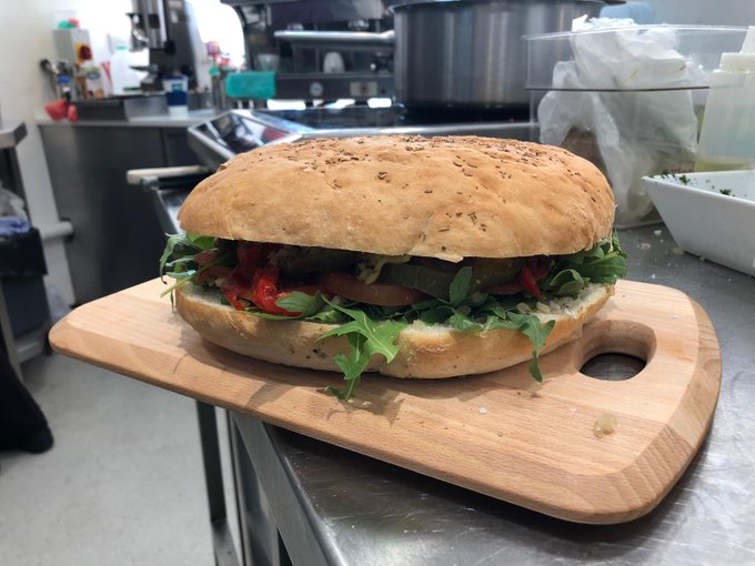 The biggest sandwich in da world. Credits: Trickster lol https://t.co/STG9TOMjCP