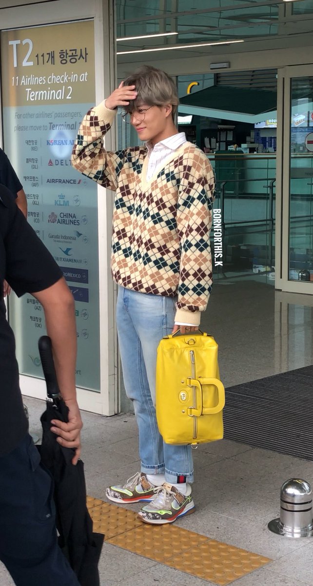 BornforthisK's tweet photo. 190907 ICN✈️
🌬  ฅ ˊσ̴̶̷̤ ₋̮̑ σ̴̶̷̤ˋ
#엑소카이 #카이 #김종인 #종인 #KAI #GUCCI_KAI https://t.co/dwqStHUYnX