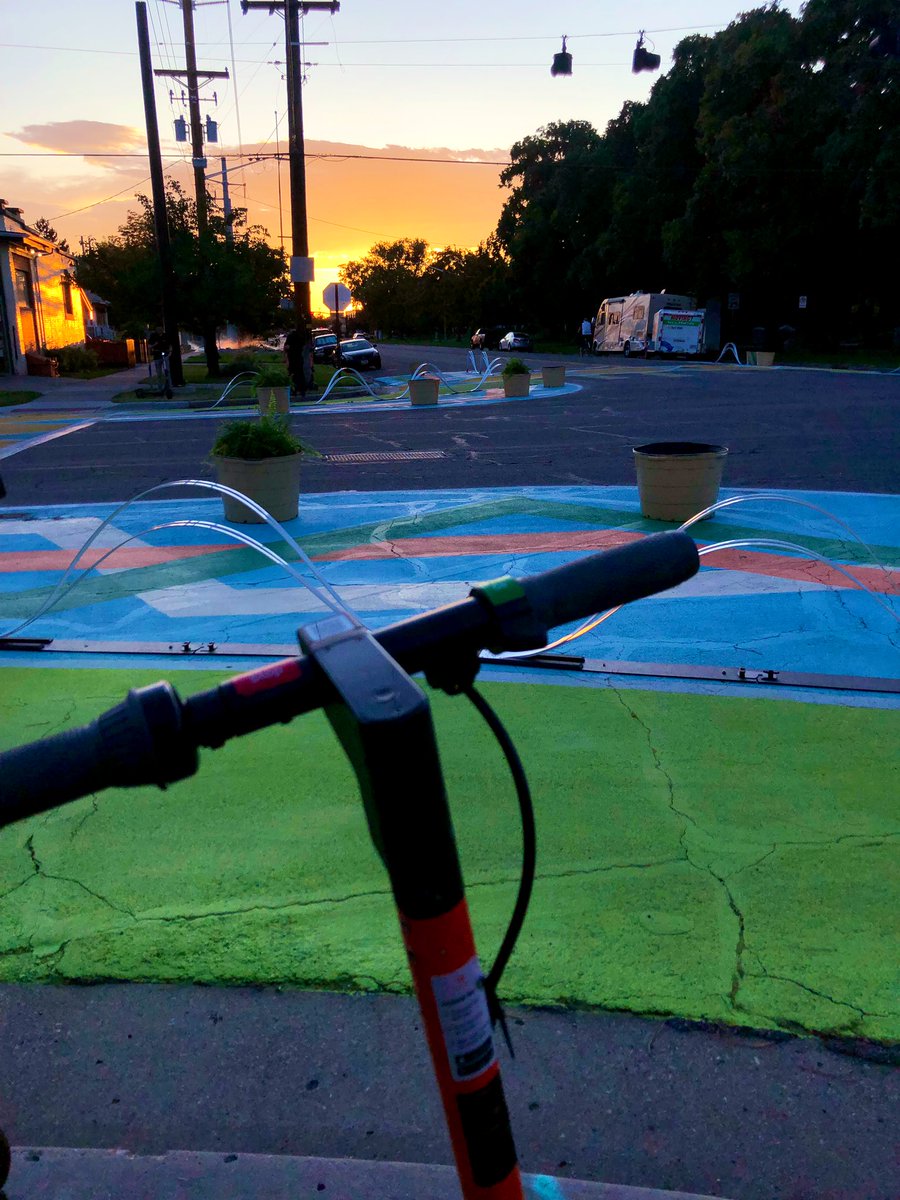 mariabuczkowski's tweet photo. What an amazing day with @TeamBetterBlock @SLCgov @iBikeUtah
By far the best part is having a chance to interact with the community to see how they feel about #spinspace
It’s crazy to see how projects like these ignite conversation around designing streets for people. https://t.co/hyygTHAcXH