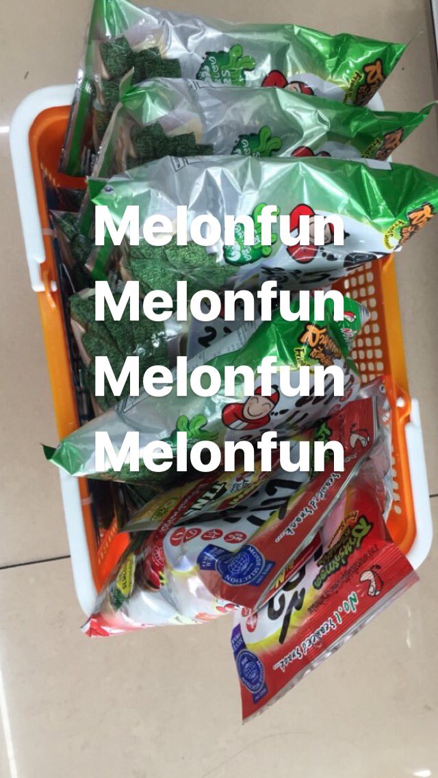 MelonFun's tweet photo. For international fans who want to join a TKN lucky draw 
$5 USD +fee per bill 
$20 USD + fee /5 Bills 
( limited 1 person per 5 bills for 1 ID Passport ) 
western union &amp; Paypal accepted 💵
DM me if you are interested ♥️
#TaokaenoiXSEHUN2019 #TaokaenoiXSEHUN #세훈 #SEHUN #吴世勋 https://t.co/1IBzQhtW5c