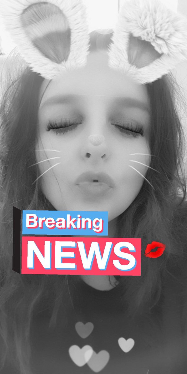 SavagePanda666's tweet photo. Breaking news: I've gone from a Cat to a Bunny haha 😂😂
#lovefilters #filterfun #SnapChat #blackandwhite #kiss #messyhair https://t.co/k7qSDsUIFm