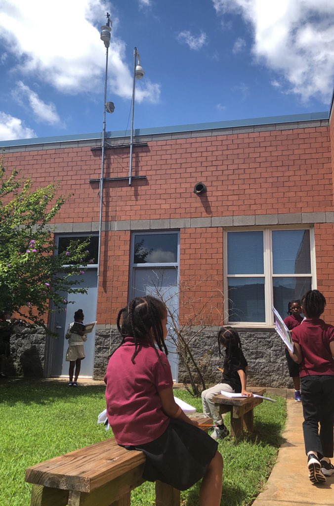 dr_redmond's tweet image. When @DESA_DreamsBig scholars of the @DeKalbSchools take learning to new heights! #WeatherInstruments   Maybe an amazing meteorologist with the @FOX5Atlanta team can join us in making new discoveries!