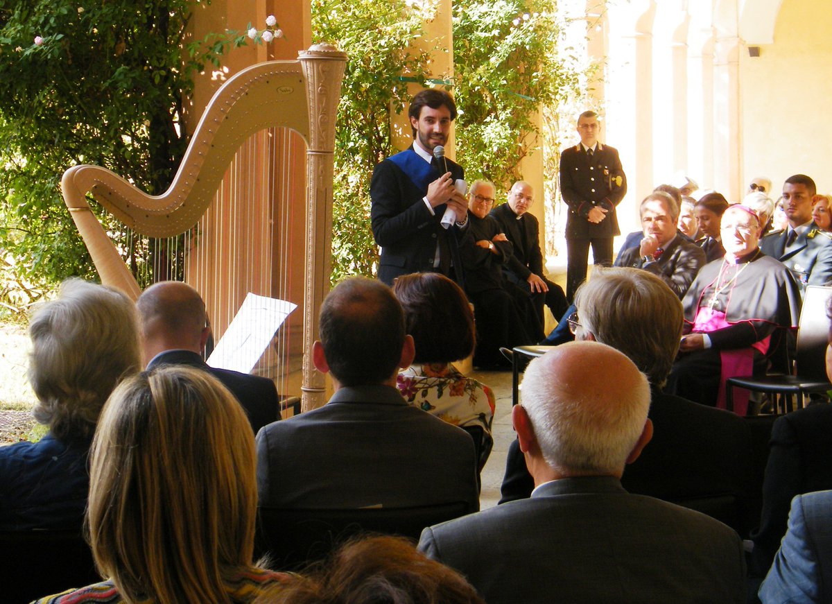 UNA MADONNA RITROVATA PER I 400 ANNI DELLA GHIARA
Svelato stamattina l’affresco scoperto nell’ex Palazzo Ducale, oggi sede della Prefettura, e restaurato dalla Provincia: anche domani (10.30-12 e 18-19) la Sala sarà aperta al pubblico!
➡️bit.ly/Madonnaritrova…