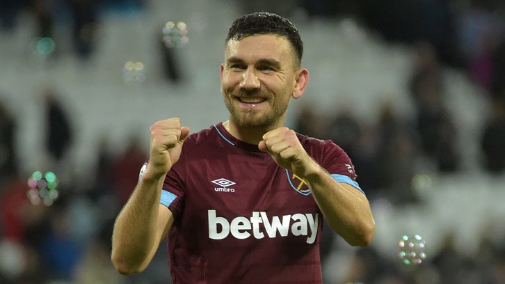 Robert Snodgrass is 32 today! Happy Birthday Snoddy.  Have a great day. dg 