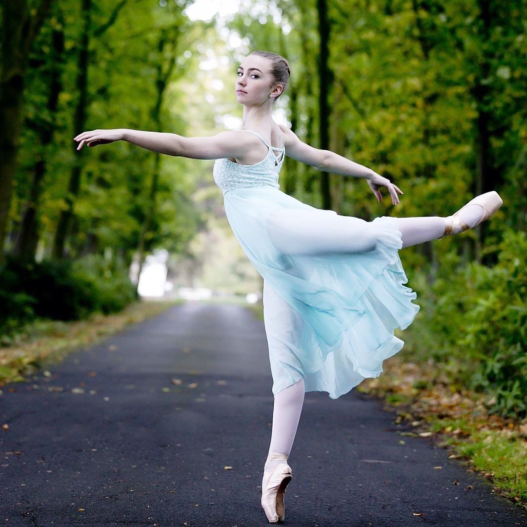 ballet_mentors's tweet photo. A lovely summers day as we welcome back our Associate students @MoorlandBallet #ballet #Lancashire #clitheroe #loveballet #SaturdayMorning https://t.co/cGKUEMtRlF