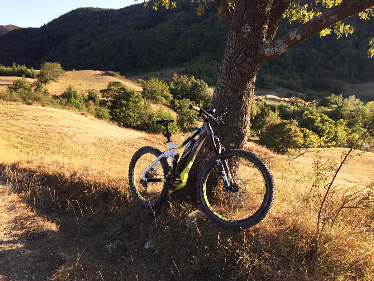 sanafiera's tweet photo. #SANAcity | Non perdere il programma della seconda giornata di WES e-BIKE Series. 
Alle 14.00 avrà inizio la gara #Enduro con il paddock che farà base a Castiglione dei Pepoli e la spettacolare partenza dei riders al Lago Brasimone. https://t.co/39dHAZCSNs