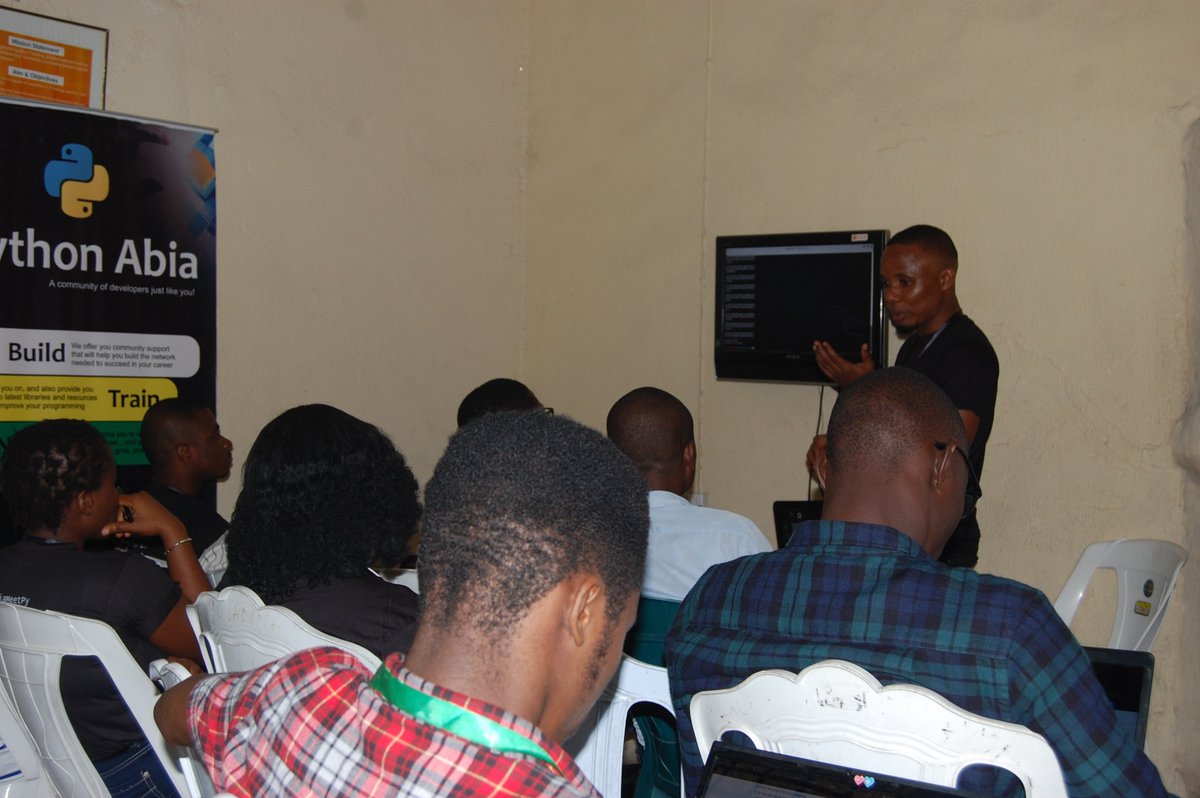 AbiaPython's tweet photo. #Ethical #Hacking with #Python workshop session. Thanks @sopgodfrey for facilitating this amazing workshop. Who knew hacking passwords was this easy?
#AbiaMeetPy
@AfriPy
@PythonNigeria
@ThePSF https://t.co/cgz4iJrqXN