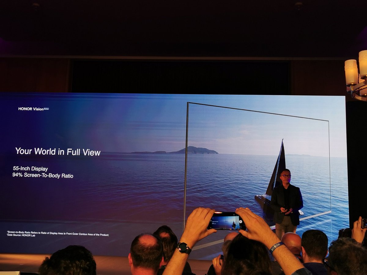 T3ME's tweet image. From the EMUI 10 Beta and #PocketVision to #Honor TV, here are a few of our favorite things from Honor’s IFA event! t3me.com/en/news/events… #IFA2019 #T3ME #T3atIFA