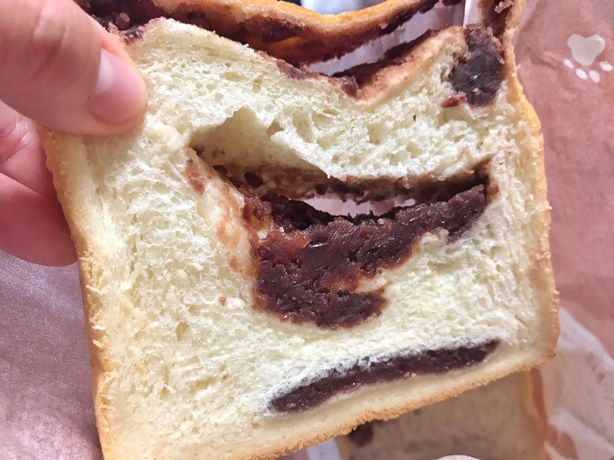 あおりな あんこ苦手で生きてきたけど 数年前にアンティークのあん食パンに出会ってからハマってしまった あんこ中毒な 太っちょ王様のあん食パン これをトーストしてバターオンで食べると 最高にうまいけどまじで太るww 今日はチートデイ 朝昼ご飯 あおりな あんこ苦手で生きてきたけど 数年前にアンティークのあん食パンに出会ってからハマってしまった あんこ中毒な 太っちょ王様のあん食パン これをトーストしてバターオンで食べると 最高にうまいけどまじで太るww 今日はチートデイ 朝昼ご飯