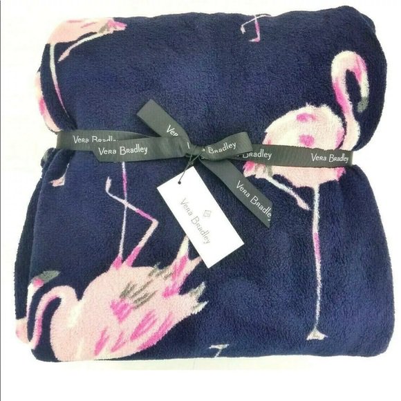 samiratehran's tweet photo. So good I had to share! Check out all the items I'm loving on @Poshmarkapp from @samiratehran #poshmark #fashion #style #shopmycloset #verabradley #honeypunch: https://t.co/7KGnE0qwD6 https://t.co/InvVpM744g