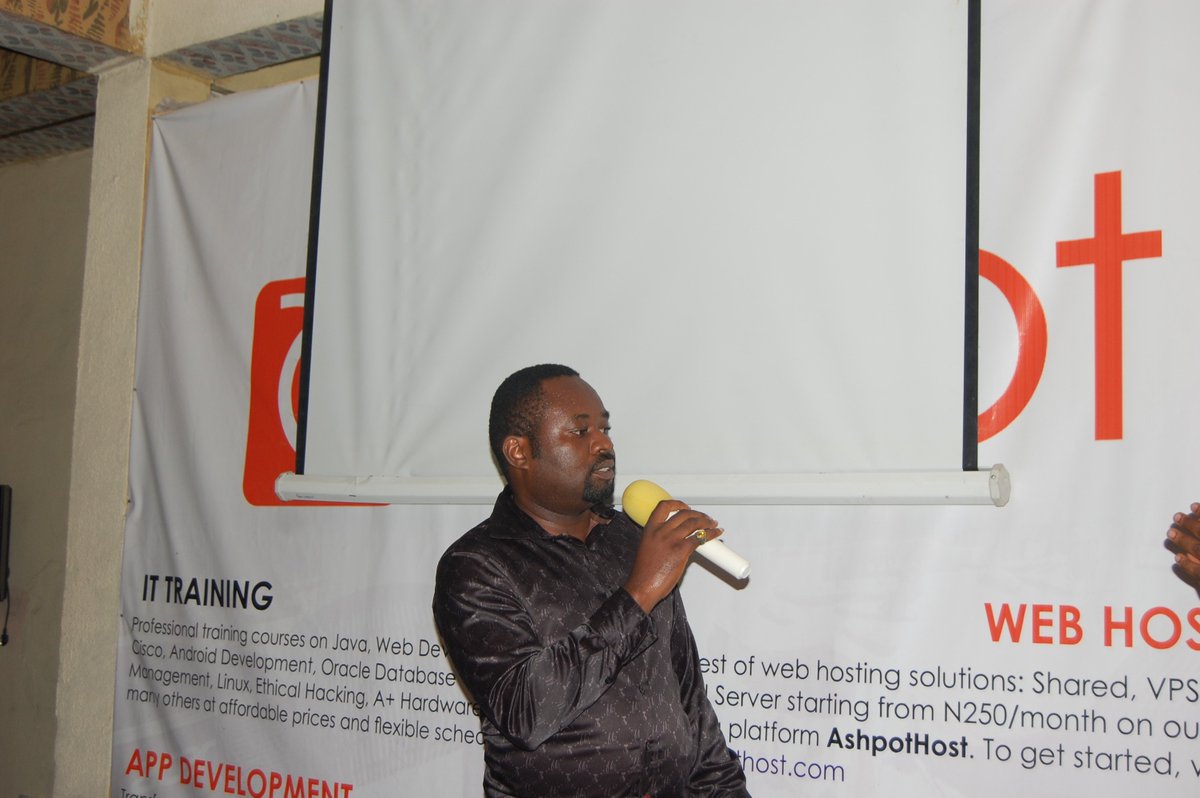 AbiaPython's tweet image. Most of what we do here in the #Python #Community is based on #love and #passion. My friend Arthur came all the way from Awka to be with us. He has started a python community in Anambra State. If you are in Anambra, hook up with him.
#AbiaMeetPy