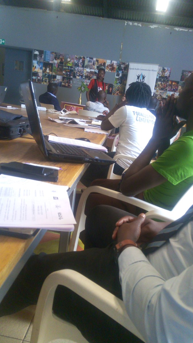 QuicklearnUG's tweet photo. What is the interest of buying a poison and pay a lot of money to cure it????? Let's stand up and stop tobacco, shisha ,ciga among others... Happening now @DesignHubKla #smartupfactory @nalubega_sophia @naluwujanan 
#hackathon https://t.co/B6DgdGvkjQ