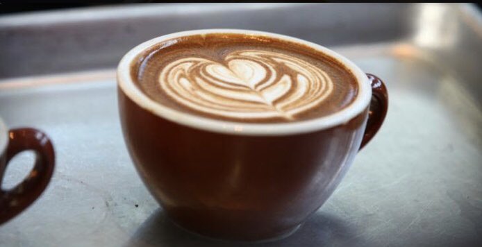 🎧 Vous êtes amateur de très bon café ? Vous ne pourrez qu’aimer le dernier épisode de Travail Soigné (podcast de #Stereolabfr) qui a lieu chez un torréfacteur exigeant. Une interview passionnante menée par <a href="/HerveHauboldt/">Hervé Hauboldt</a>. 🎤 podcast.ausha.co/travail-soigne…