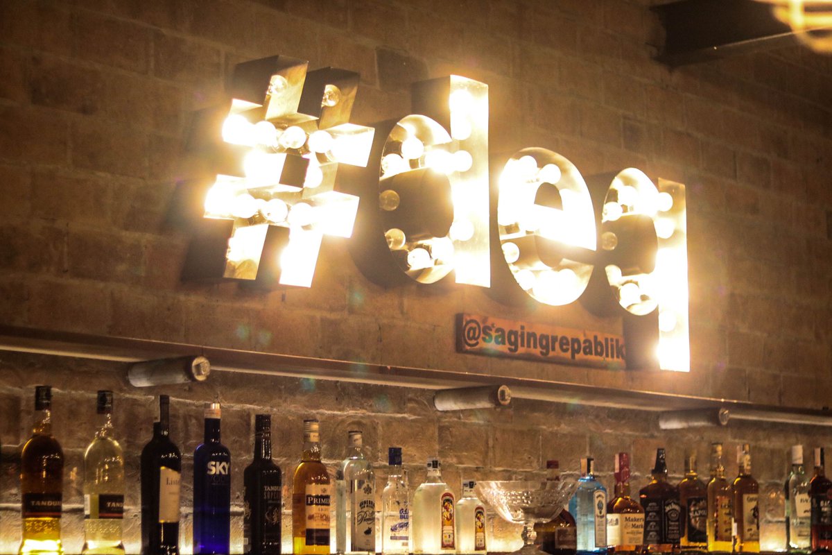 sagingrepablik's tweet photo. Let's unwind and enjoy for a while with #deq's refreshing drinks, delectable food, and relaxing music located at Tionko Avenue corner V. Mapa Street, Davao City.
Happy weekend! 🍌
#relax #sagingrepablik https://t.co/Wxgtl1DER1