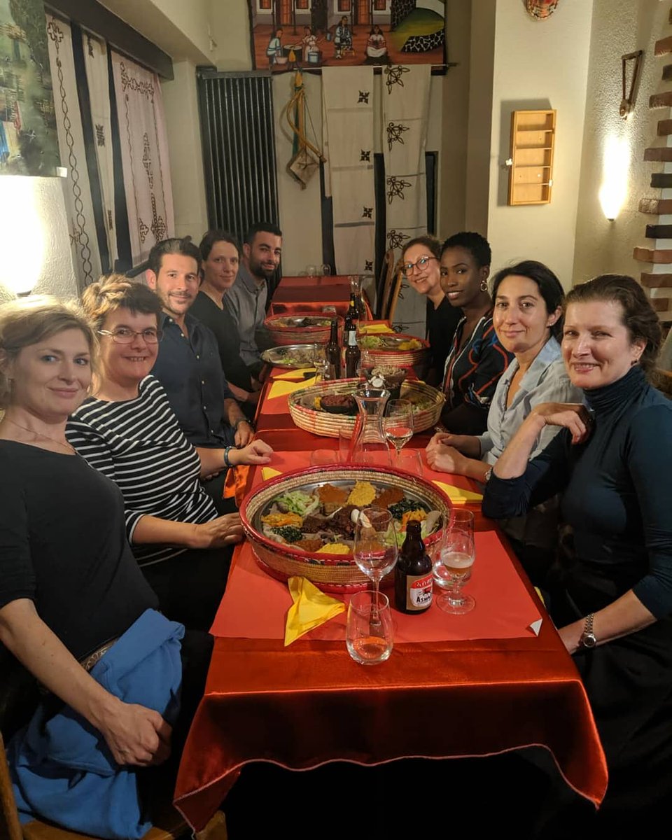 jeudis_ch's tweet photo. La Grande Tablée se serait crue à Addis Abeba 🍽😋🇪🇹 C'était hier soir au Mesob pour un voyage de saveurs 🛫🌍 #jeudis #francophones #jeudisfrancophones #Zürich  #grandetablée #dîner #convivialité #exotisme #découverte #enviedevoyager #onestbien https://t.co/FuKvhJNLap