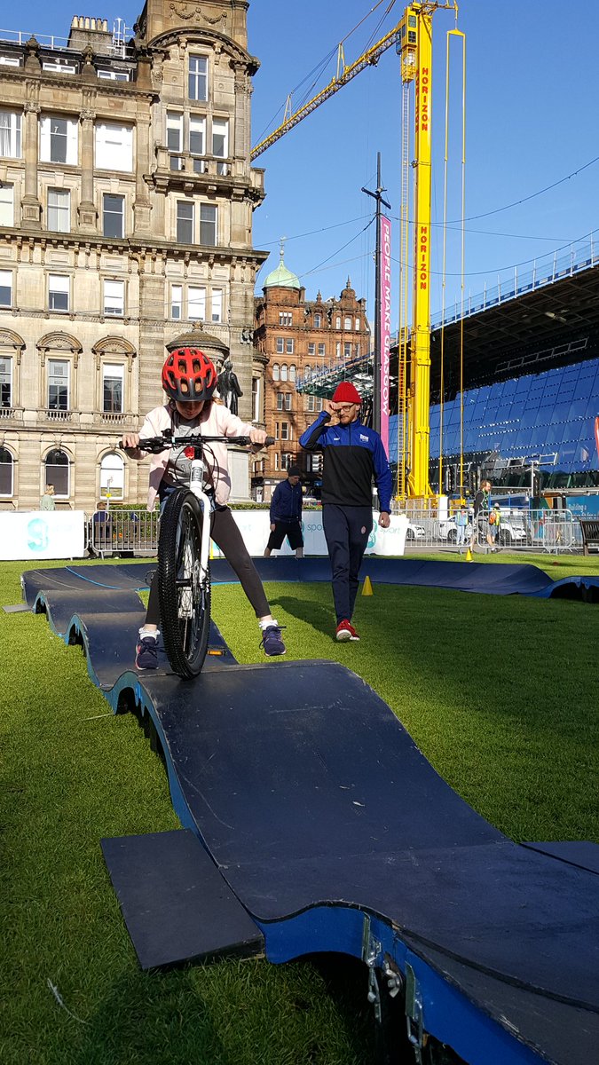 ScottishCycling's tweet photo. Go Ride Glasgow in action at George Square for the start of @TourofBritain this morning #OVOTourSeries https://t.co/UPXqKhwzD7