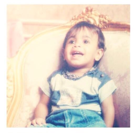 GhassanKoshi's tweet photo. #حط_صورتك_وانت_صغير 

فاغر 😂🚶🏽🌚 https://t.co/bXb4KM4uDf