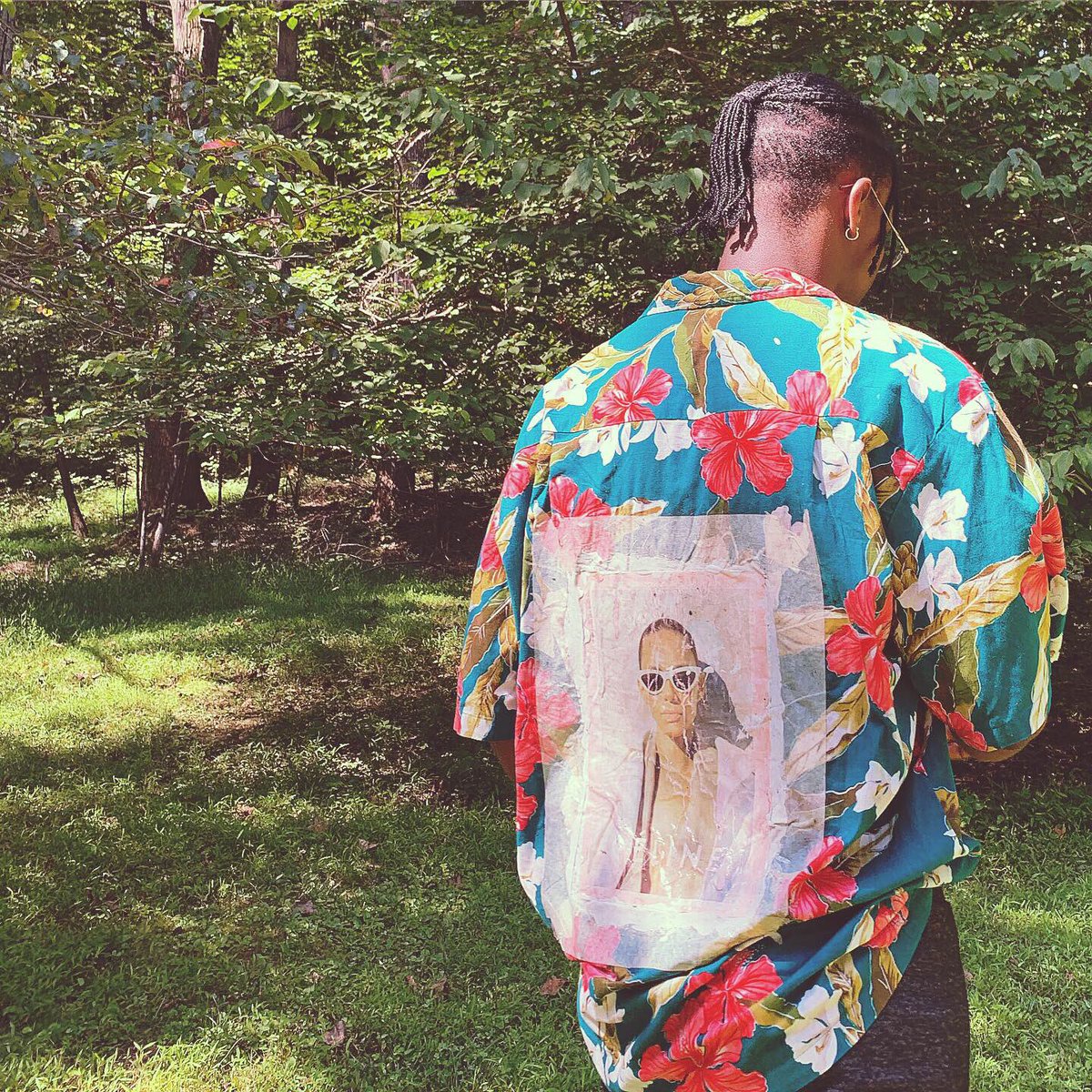 FMswia's tweet photo. Shirts Designed by Ralf-Van-Nick 
-
-
Sept 19, 2019 🤫 https://t.co/NVOoeo2gTw