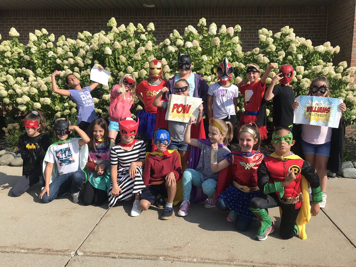 wesleyni's tweet photo. Wonderful day at TC as we kicked off our theme of “Be a H.E.R.O” at our Leader In Me Assembly. Our amazing Student Lighthouse Team showed the entire school that it doesn’t take a cape or a mask to be a hero! Everyone can “Be a H.E.R.O!” @CreekGators @Daniel_Spitzley https://t.co/HrGcXSRlHe