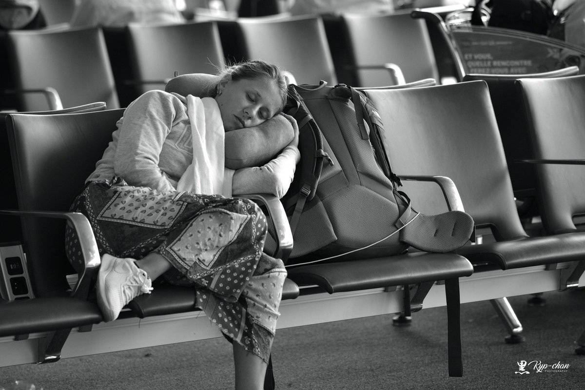k_c_photo's tweet photo. CDG - August, 21st 2019 - 2
#WaitingForFlight https://t.co/s4Y5q5NYRK
