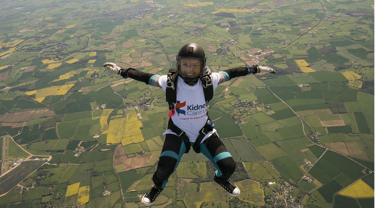tookieco's tweet photo. Our inspiring brand ambassador Maddy (@queenofdialysis) having a normal day in the office 😎 #ALifeMoreNormal #Fearless https://t.co/m3cl4u6Z2l